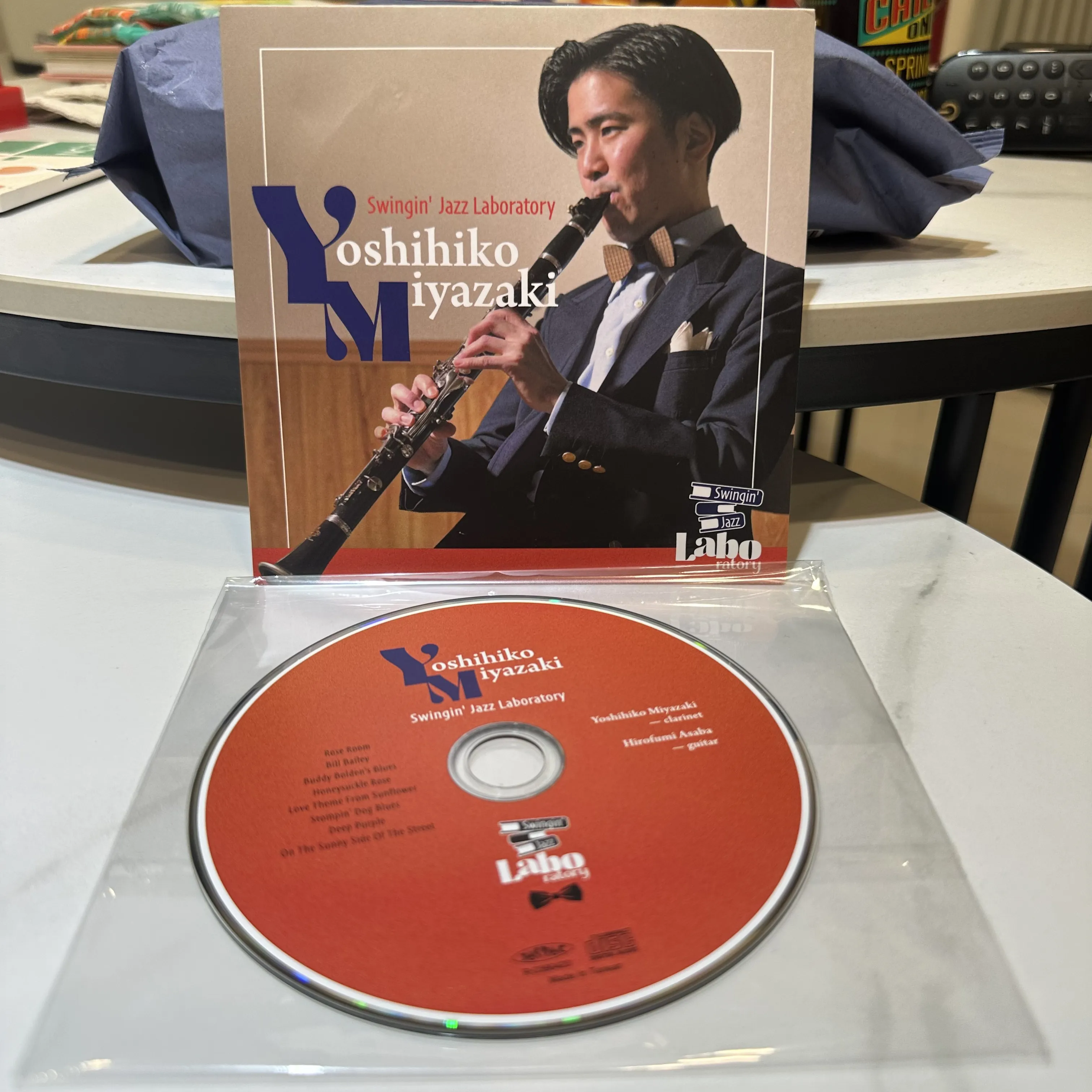 Featured image of post 專輯購買紀錄 - Swingin' Jazz Laboratory